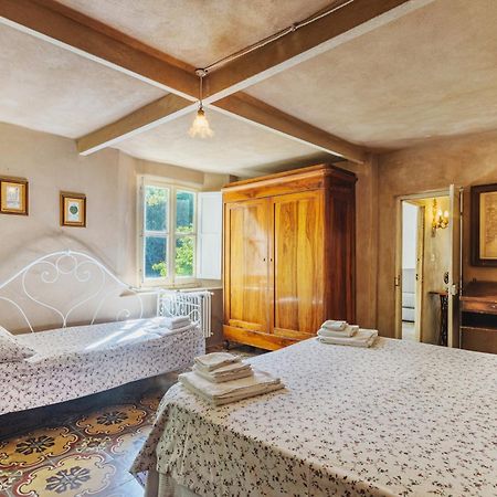 Agriturismo Di Charme E Ristorante Stallato Il Filo Di Paglia Carro Eksteriør billede