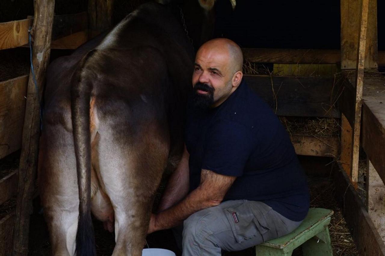 Agriturismo Di Charme E Ristorante Stallato Il Filo Di Paglia Carro Eksteriør billede