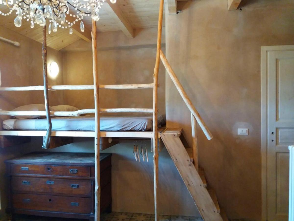 Agriturismo Di Charme E Ristorante Stallato Il Filo Di Paglia Carro Eksteriør billede