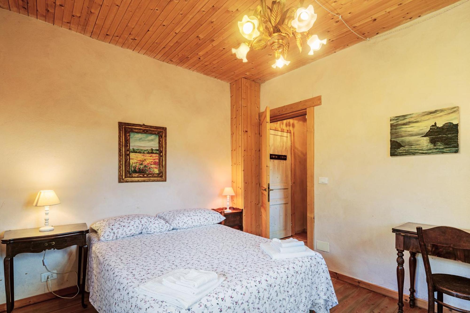 Agriturismo Di Charme E Ristorante Stallato Il Filo Di Paglia Carro Eksteriør billede