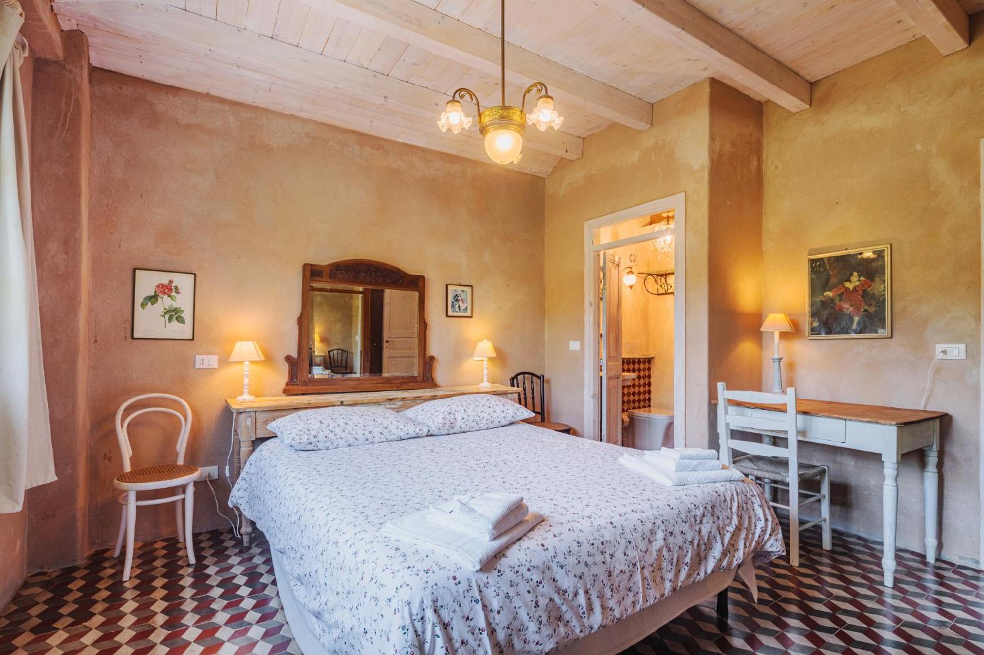 Agriturismo Di Charme E Ristorante Stallato Il Filo Di Paglia Carro Eksteriør billede