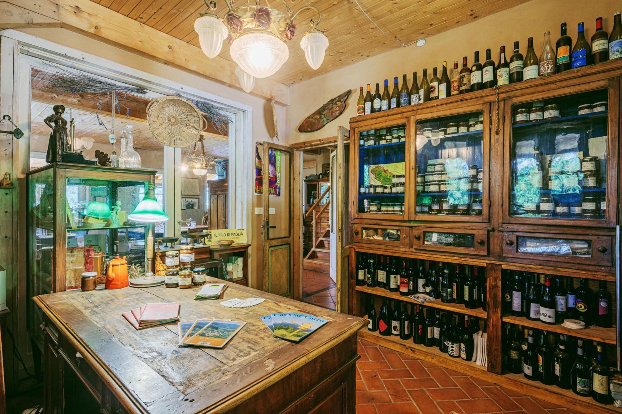 Agriturismo Di Charme E Ristorante Stallato Il Filo Di Paglia Carro Eksteriør billede