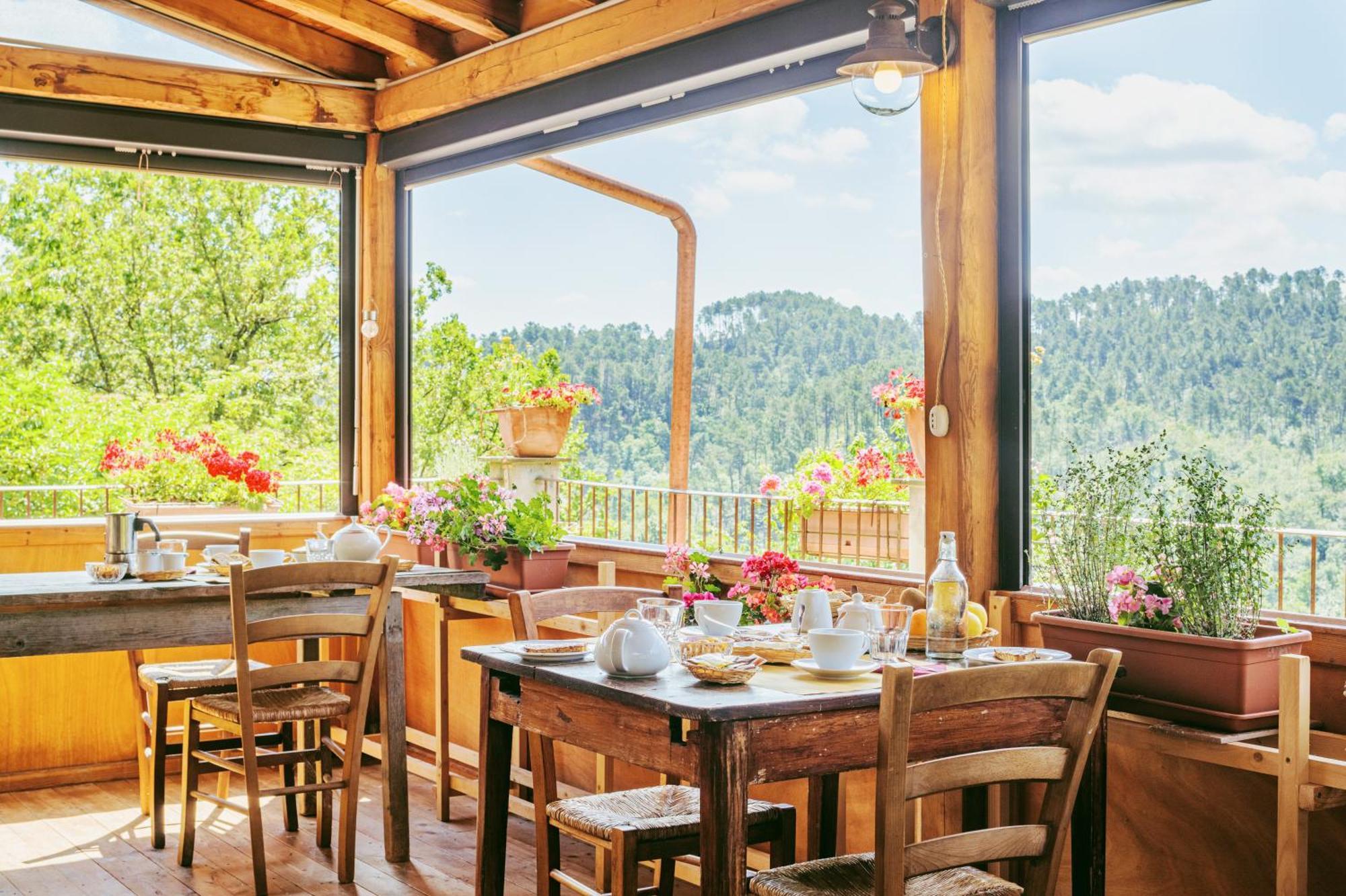 Agriturismo Di Charme E Ristorante Stallato Il Filo Di Paglia Carro Eksteriør billede